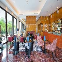 Hotell Amadria Park Royal