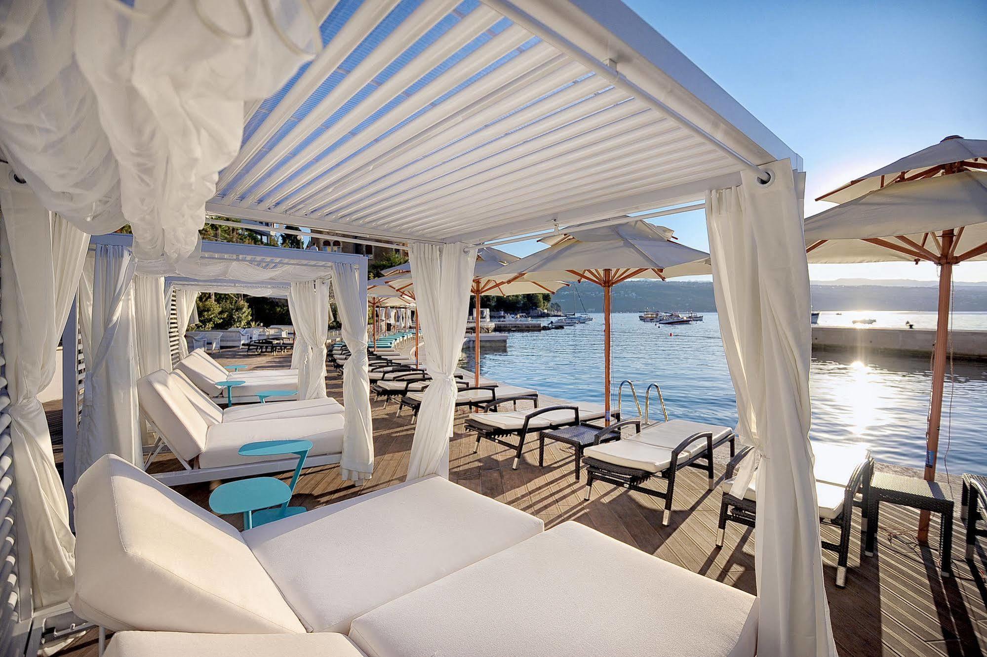 Hotel Amadria Park Royal 4*